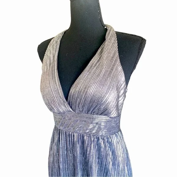 Silver Metallic Pleated Halter Top Maxi Dress Women’s Size Medium Gunmetal - Picture 3 of 11